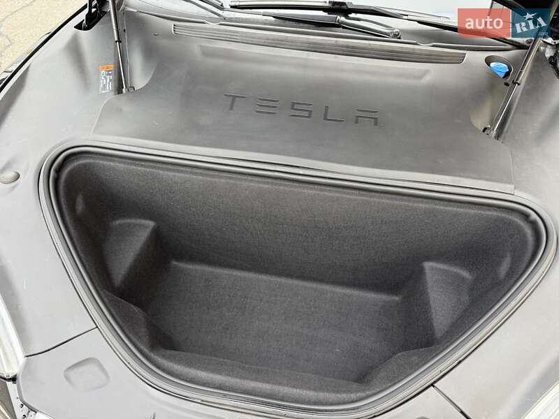 Лифтбек Tesla Model S 2017 в Ирпене фото 47 Лифтбек Tesla Model S 2017 в Ирпене