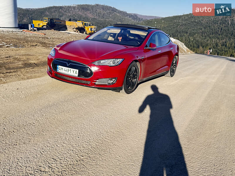 Ліфтбек Tesla Model S 2014 в Брусилові фото 9 Ліфтбек Tesla Model S 2014 в Брусилові