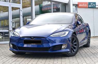 Лифтбек Tesla Model S 2018 в Днепре