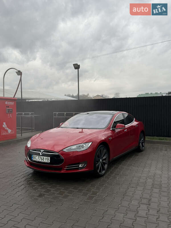 Ліфтбек Tesla Model S 2013 в Львові фото 8 Ліфтбек Tesla Model S 2013 в Львові