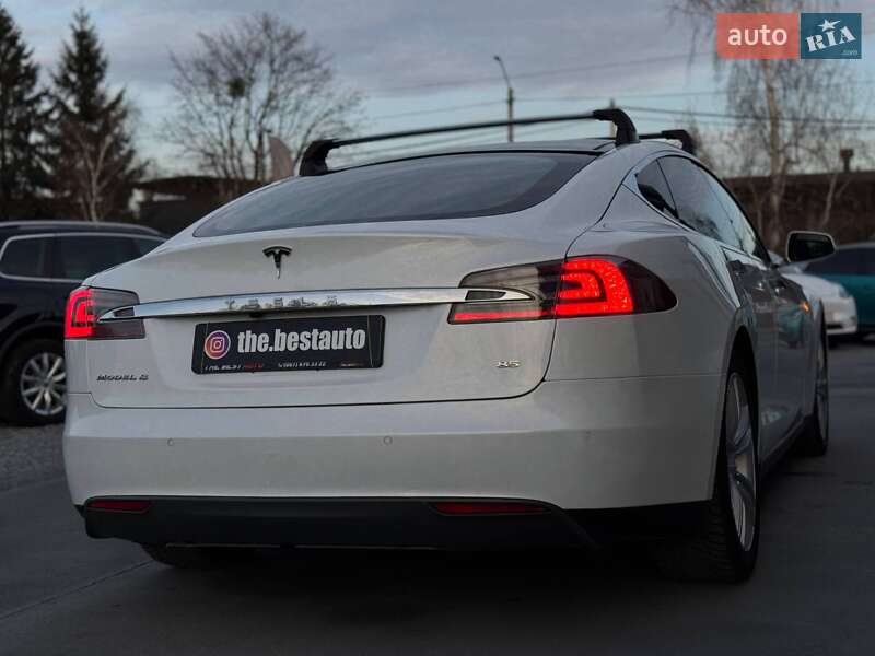 Ліфтбек Tesla Model S 2015 в Рівному фото 20 Ліфтбек Tesla Model S 2015 в Рівному