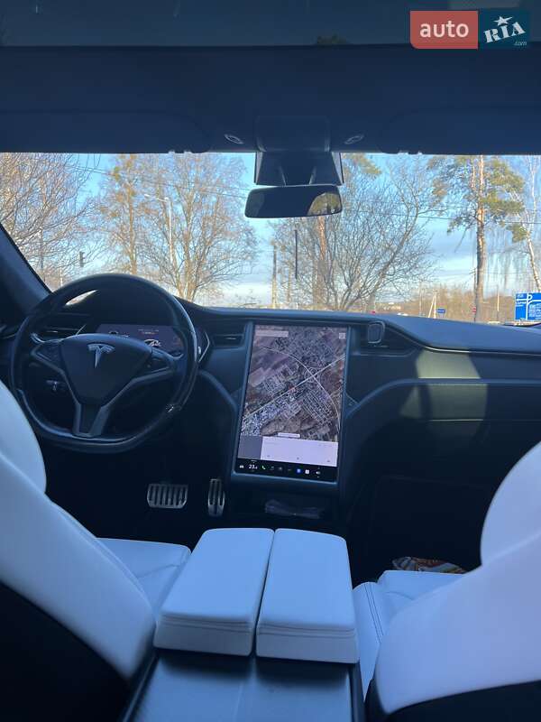 Лифтбек Tesla Model S 2018 в Ровно фото 25 Лифтбек Tesla Model S 2018 в Ровно