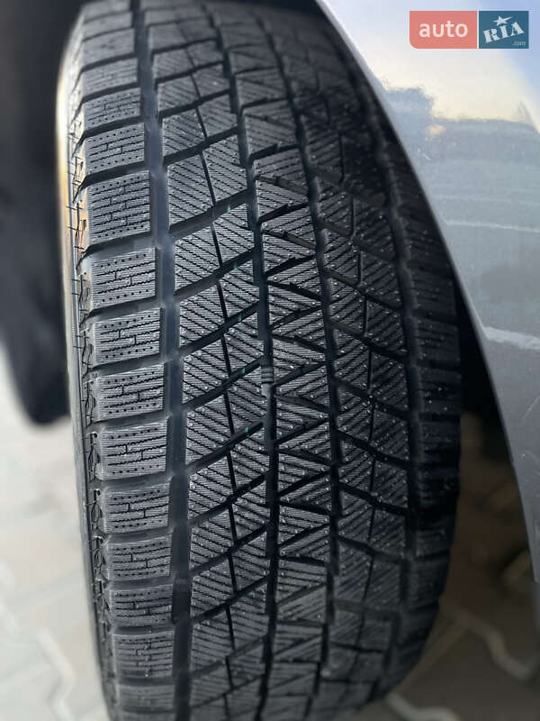 Ліфтбек Tesla Model S 2020 в Вінниці