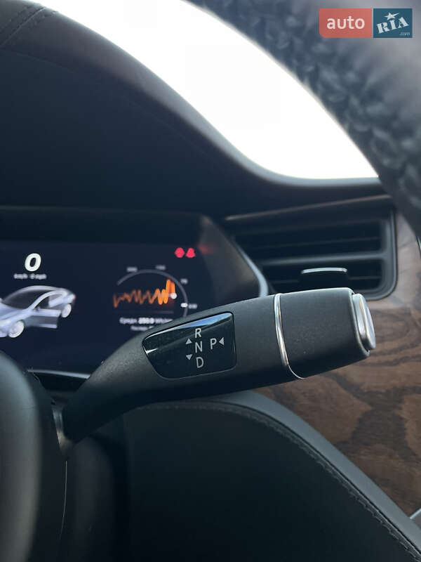 Ліфтбек Tesla Model S 2020 в Вінниці