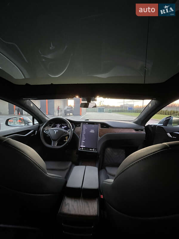 Ліфтбек Tesla Model S 2020 в Вінниці