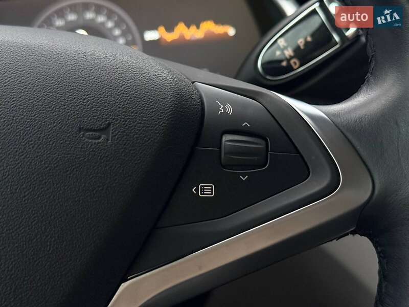 Лифтбек Tesla Model S 2014 в Ровно фото 34 Лифтбек Tesla Model S 2014 в Ровно