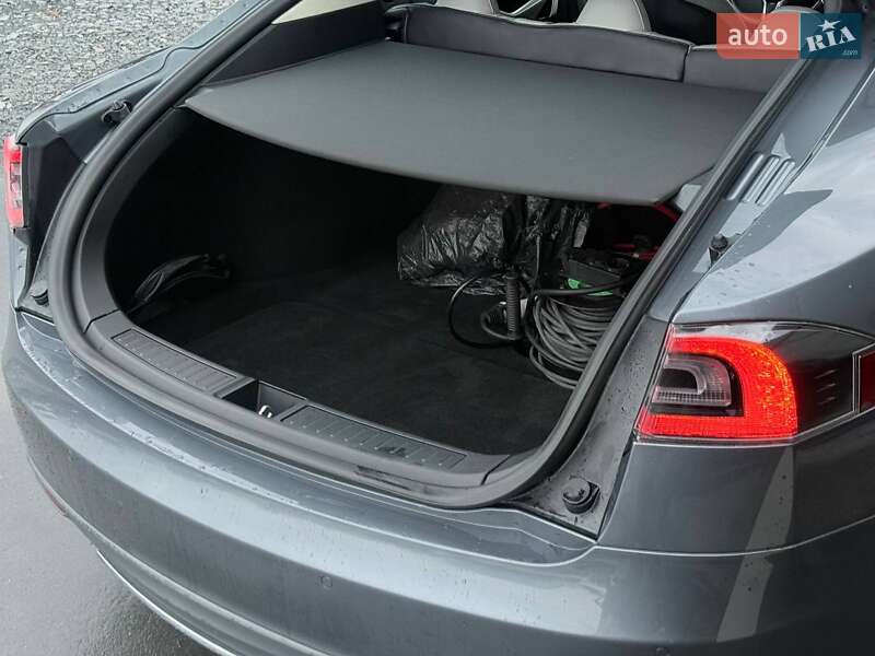 Лифтбек Tesla Model S 2014 в Ровно фото 65 Лифтбек Tesla Model S 2014 в Ровно