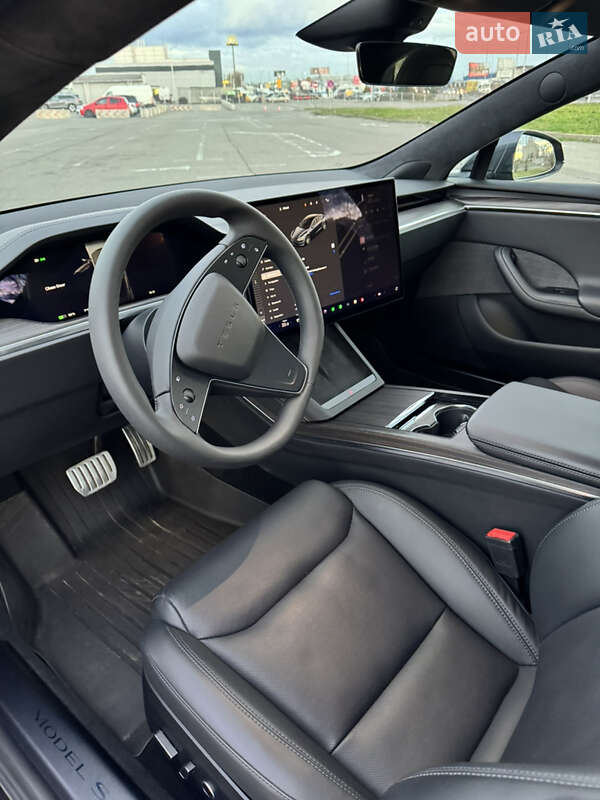 Лифтбек Tesla Model S 2023 в Киеве фото 12 Лифтбек Tesla Model S 2023 в Киеве