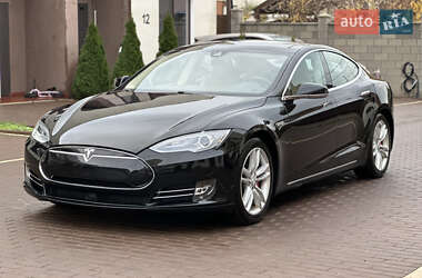 Лифтбек Tesla Model S 2015 в Одессе
