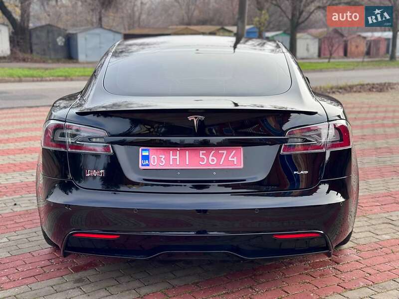 Ліфтбек Tesla Model S 2022 в Запоріжжі