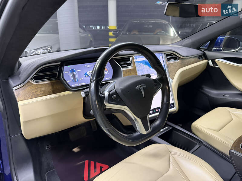 Лифтбек Tesla Model S 2016 в Одессе фото 20 Лифтбек Tesla Model S 2016 в Одессе