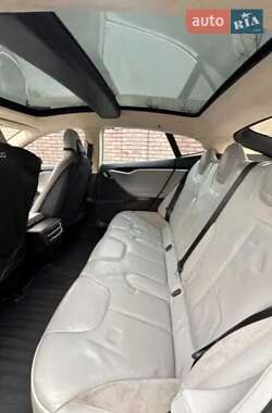 Лифтбек Tesla Model S 2013 в Киеве