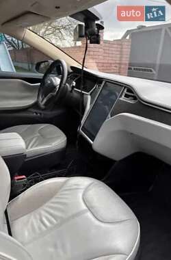 Лифтбек Tesla Model S 2013 в Киеве