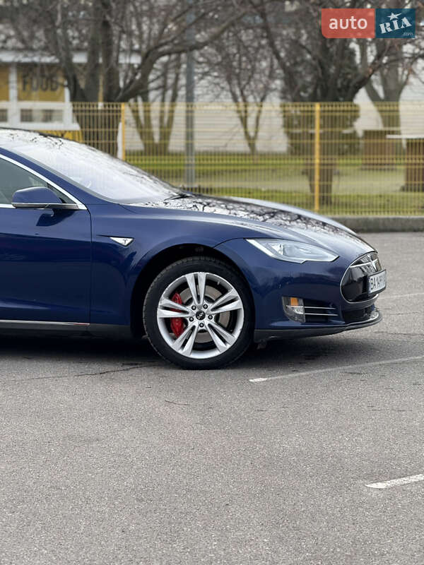 Лифтбек Tesla Model S 2015 в Александрие фото 7 Лифтбек Tesla Model S 2015 в Александрие