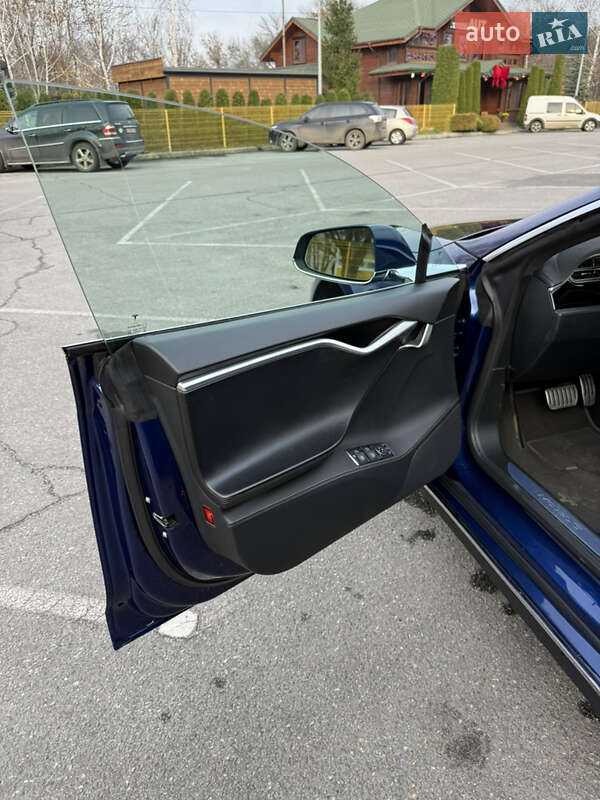 Лифтбек Tesla Model S 2015 в Александрие фото 34 Лифтбек Tesla Model S 2015 в Александрие