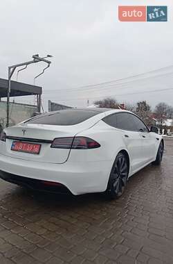 Лифтбек Tesla Model S 2022 в Львове