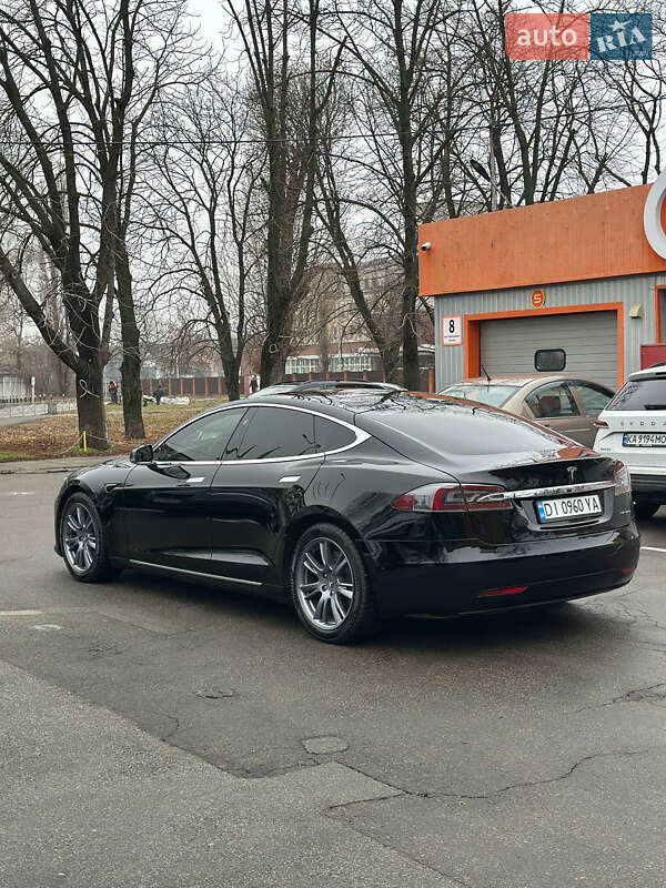 Ліфтбек Tesla Model S 2021 в Києві