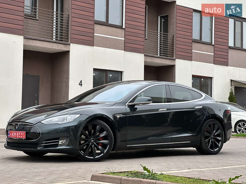Ліфтбек Tesla Model S 2013 в Одесі