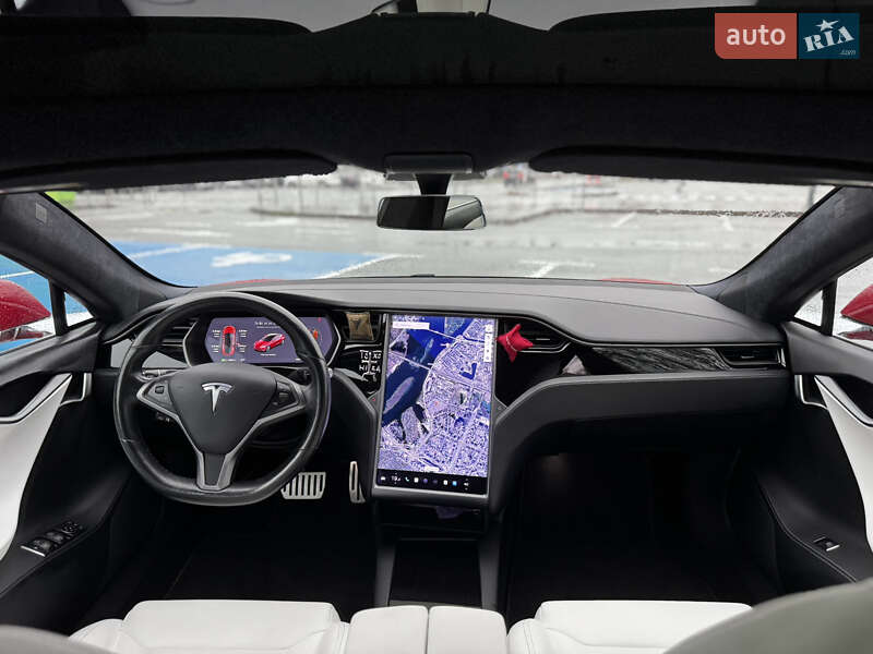 Лифтбек Tesla Model S 2019 в Киеве