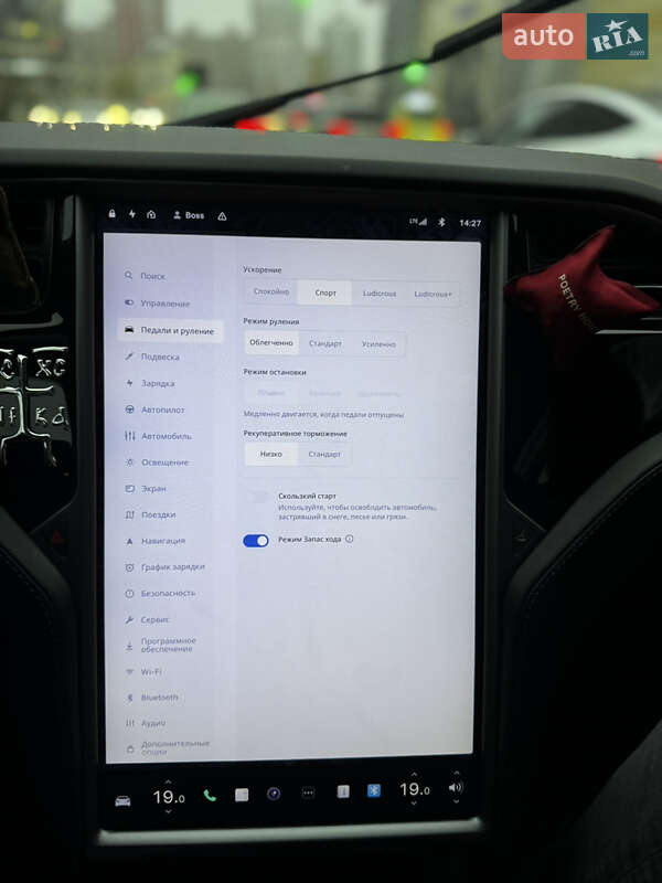 Лифтбек Tesla Model S 2019 в Киеве
