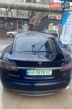 Лифтбек Tesla Model S 2014 в Киеве