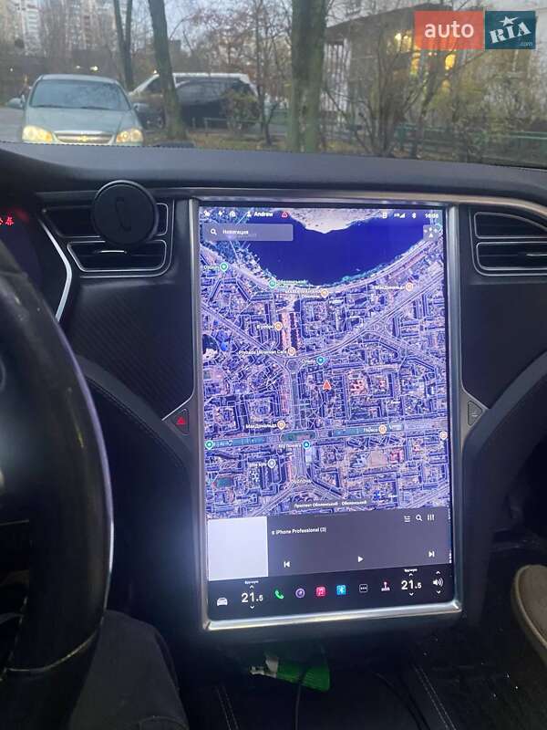 Лифтбек Tesla Model S 2014 в Киеве