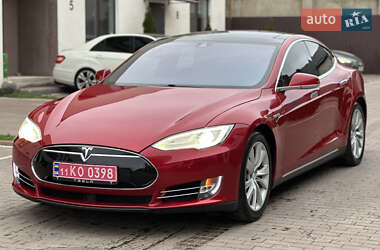 Лифтбек Tesla Model S 2015 в Одессе
