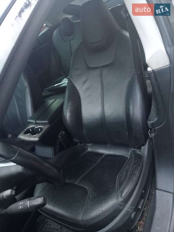 Лифтбек Tesla Model S 2013 в Шепетовке