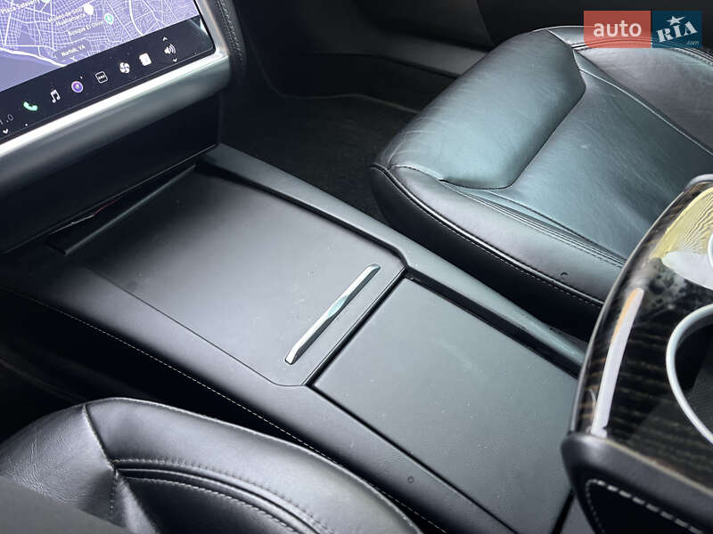 Лифтбек Tesla Model S 2016 в Белой Церкви фото 19 Лифтбек Tesla Model S 2016 в Белой Церкви