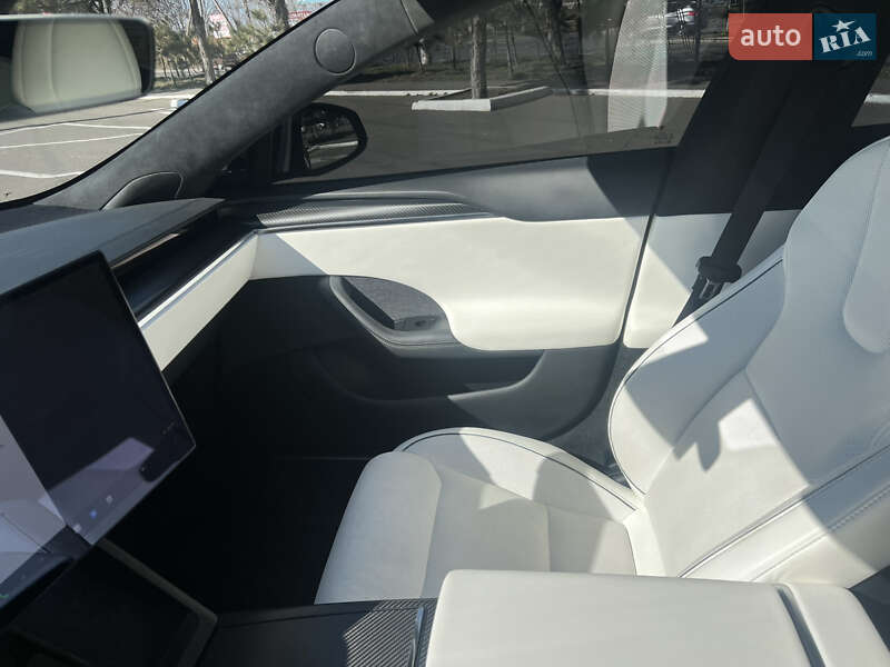 Лифтбек Tesla Model S 2023 в Одессе