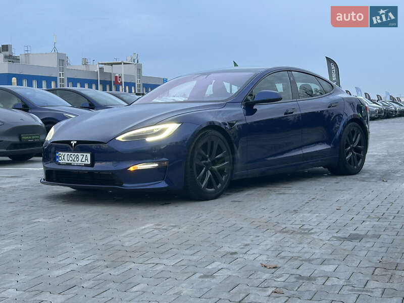 Лифтбек Tesla Model S 2021 в Киеве фото Лифтбек Tesla Model S 2021 в Киеве