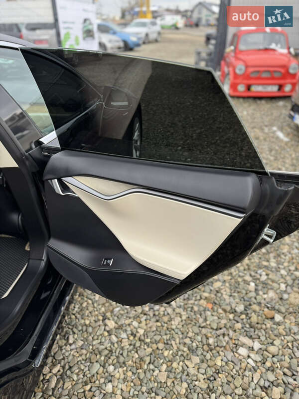 Ліфтбек Tesla Model S 2018 в Івано-Франківську фото 32 Ліфтбек Tesla Model S 2018 в Івано-Франківську