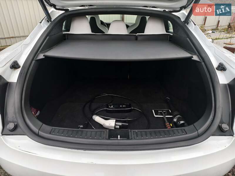 Ліфтбек Tesla Model S 2019 в Білій Церкві