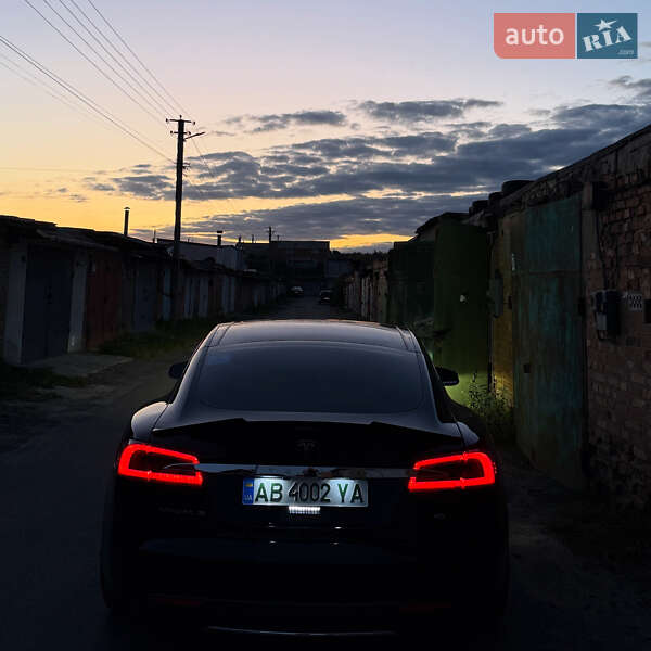 Лифтбек Tesla Model S 2014 в Виннице фото 2 Лифтбек Tesla Model S 2014 в Виннице
