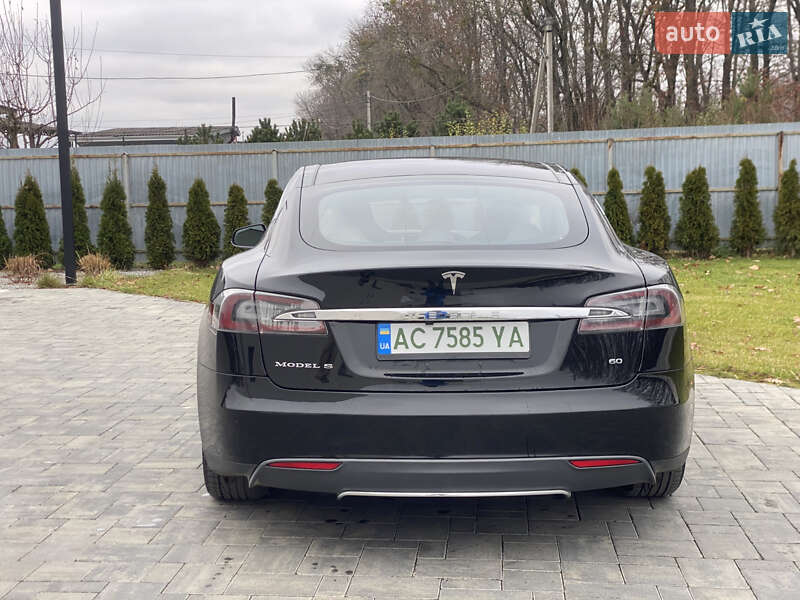 Лифтбек Tesla Model S 2013 в Луцке фото 9 Лифтбек Tesla Model S 2013 в Луцке