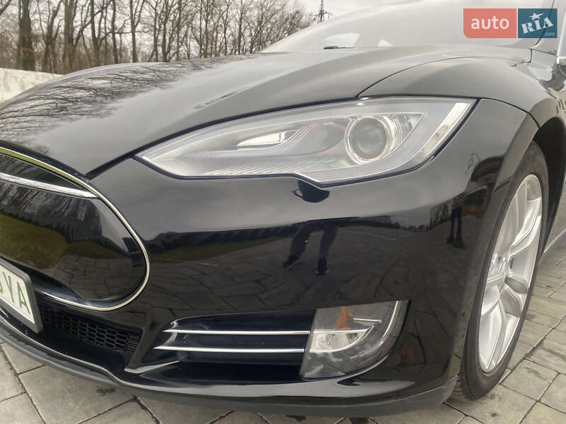 Лифтбек Tesla Model S 2013 в Луцке фото 24 Лифтбек Tesla Model S 2013 в Луцке