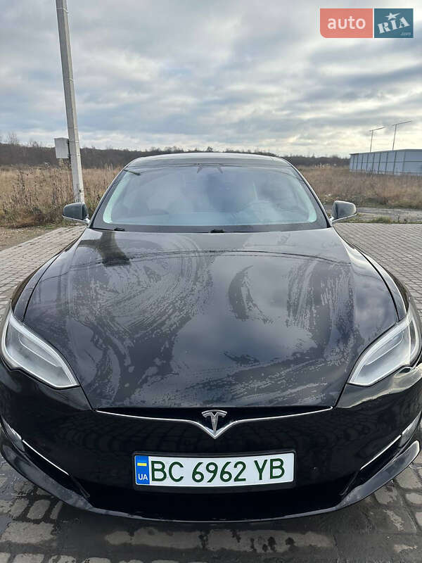 Лифтбек Tesla Model S 2016 в Львове фото 3 Лифтбек Tesla Model S 2016 в Львове