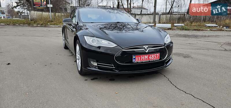 Лифтбек Tesla Model S 2014 в Тернополе