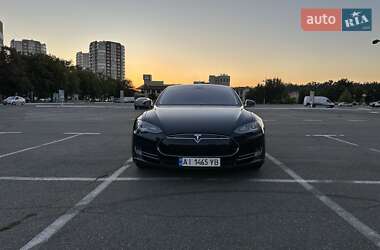 Лифтбек Tesla Model S 2013 в Киеве