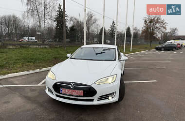 Лифтбек Tesla Model S 2014 в Житомире