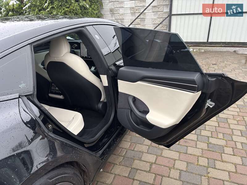 Лифтбек Tesla Model S 2021 в Ровно фото 23 Лифтбек Tesla Model S 2021 в Ровно