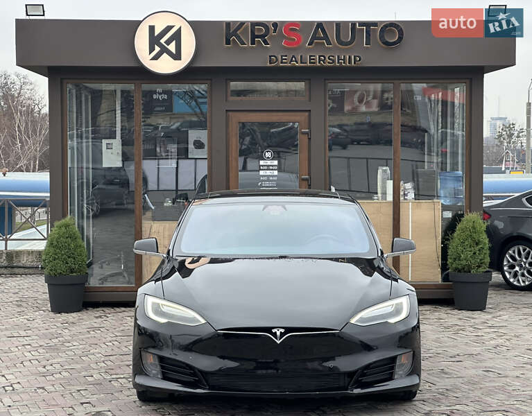Лифтбек Tesla Model S 2016 в Харькове