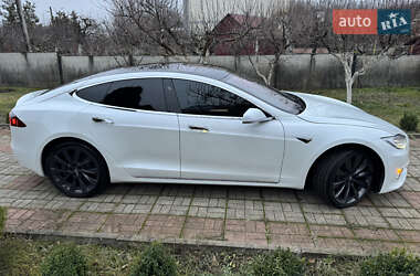 Лифтбек Tesla Model S 2020 в Харькове
