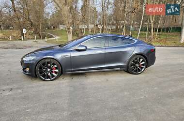 Ліфтбек Tesla Model S 2014 в Києві