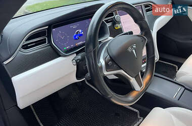 Лифтбек Tesla Model S 2017 в Кропивницком
