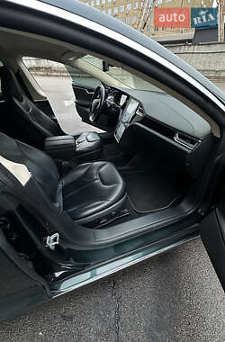 Лифтбек Tesla Model S 2014 в Киеве
