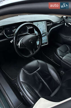Лифтбек Tesla Model S 2014 в Киеве