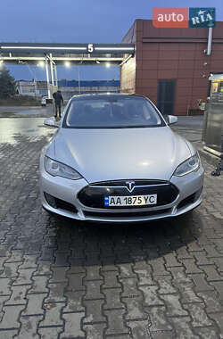 Ліфтбек Tesla Model S 2013 в Києві