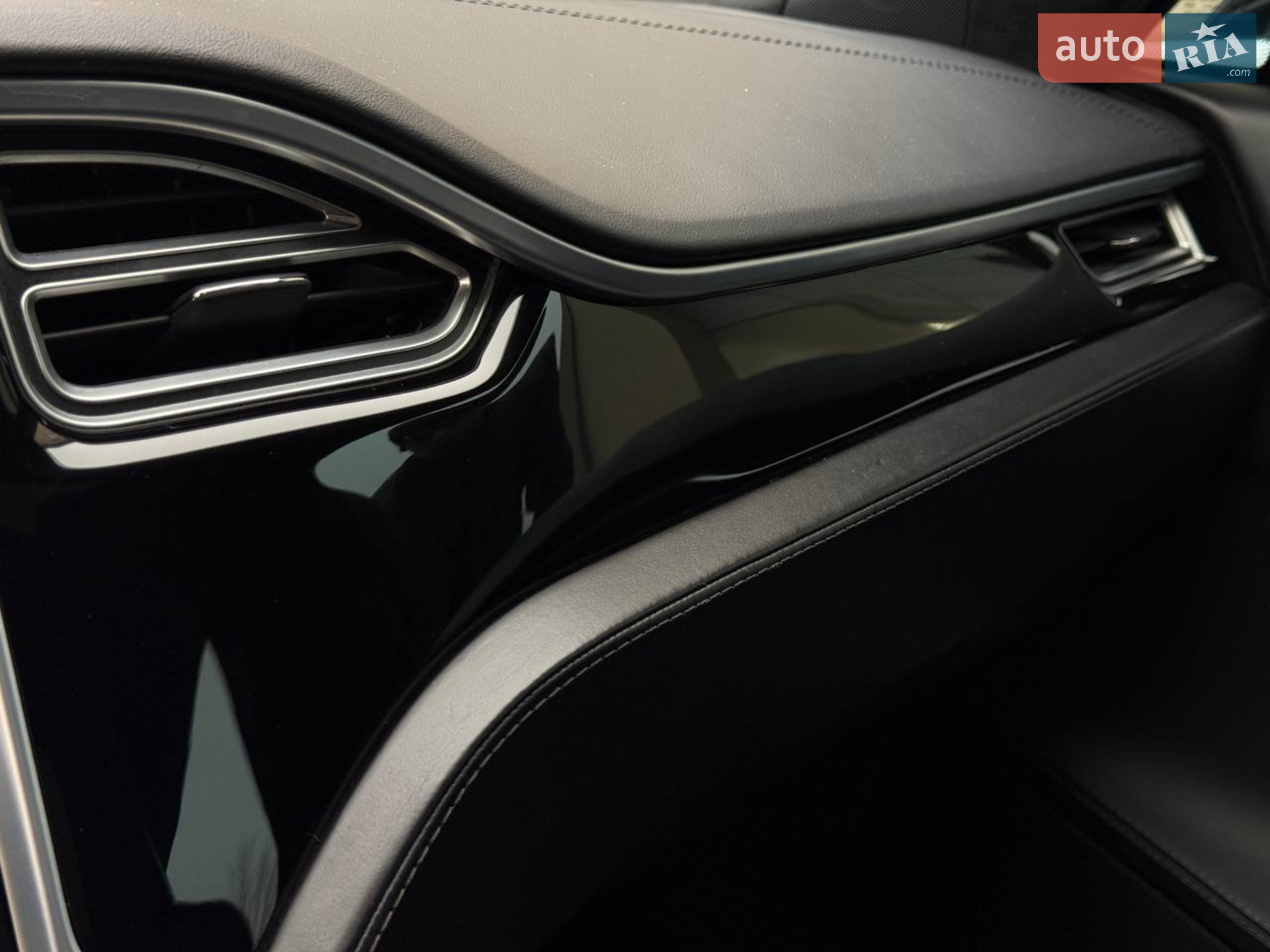 2015 Tesla Model S - мініатюра 22