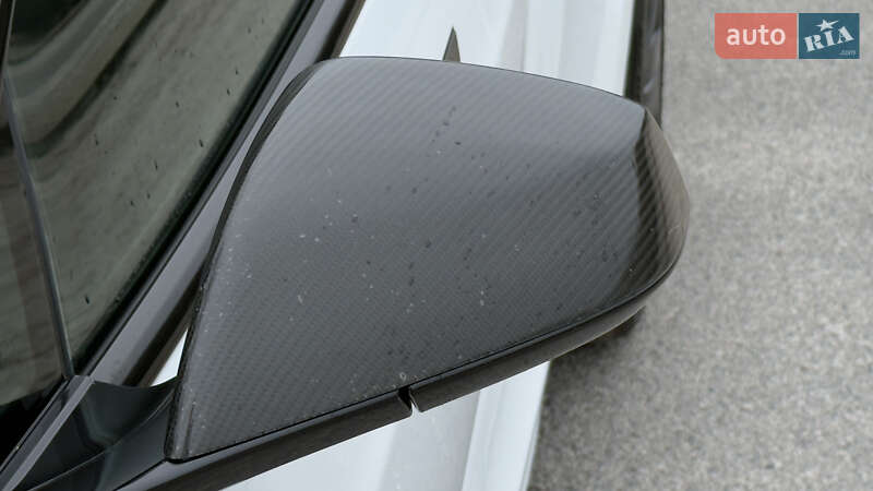 Лифтбек Tesla Model S 2021 в Днепре